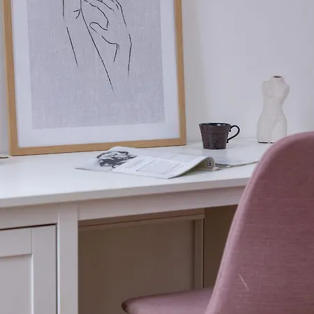 Apartmán Elegant Family Near City Center By Renters