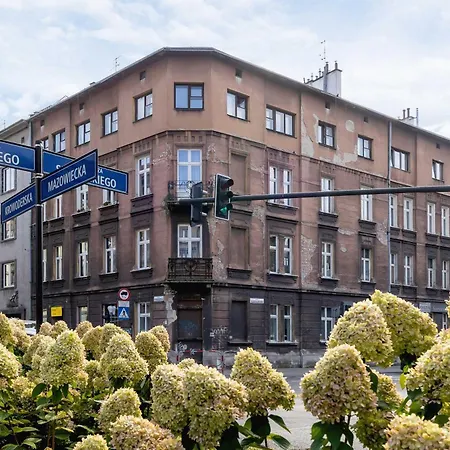 Elegant Family Near City Center By Renters *
